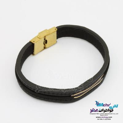 نمای دوم دستبند طلا و چرم - طرح هندسی