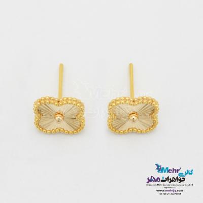 نمای دوم گوشواره طلا - طرح ونکلیف