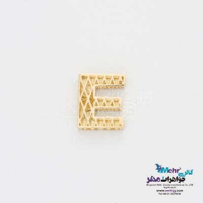 نمای دوم آویز طلا - طرح حروف لاتین E