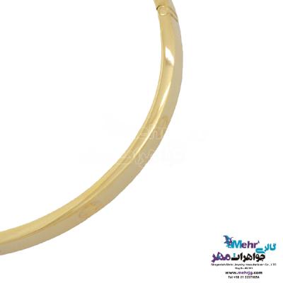 نمای دوم دستبند النگویی طلا - طرح کارتیه لاو