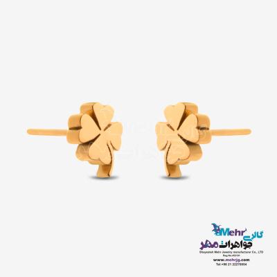 نمای دوم گوشواره طلا - طرح شبدر