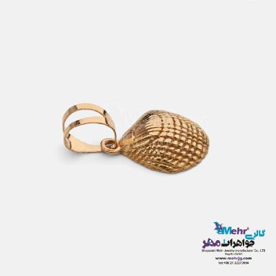 نمای دوم آویز طلا - طرح صدف