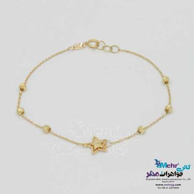 نمای دوم دستبند طلا - طرح ستاره