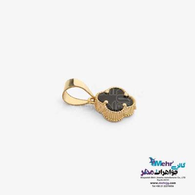 نمای دوم آویز طلا - طرح ونکلیف