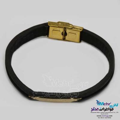 نمای دوم دستبند طلا و چرم - طرح کارتیه