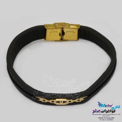 نمای دوم دستبند طلا و چرم - طرح شنل