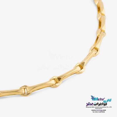 نمای دوم گردنبد طلا - طرح حلقه های تو در تو