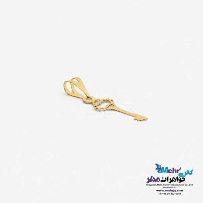 نمای دوم آویز طلا - طرح کلید