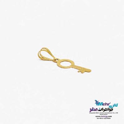 نمای دوم آویز طلا - طرح کلید