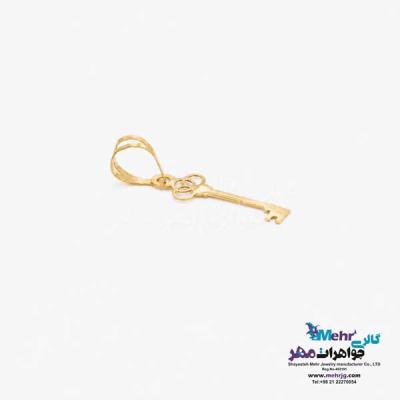 نمای دوم آویز طلا - طرح کلید