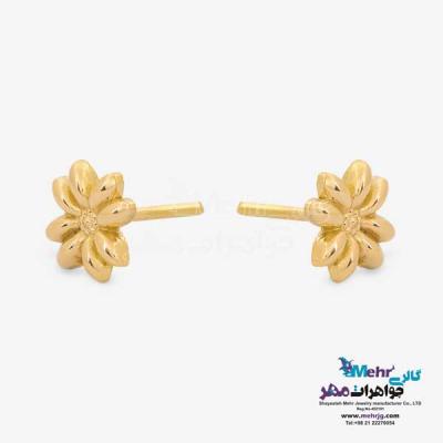 نمای دوم گوشواره طلا - طرح گل