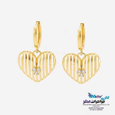 نمای دوم گوشواره طلا - طرح هرموس