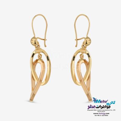 نمای دوم گوشواره طلا - طرح هندسی