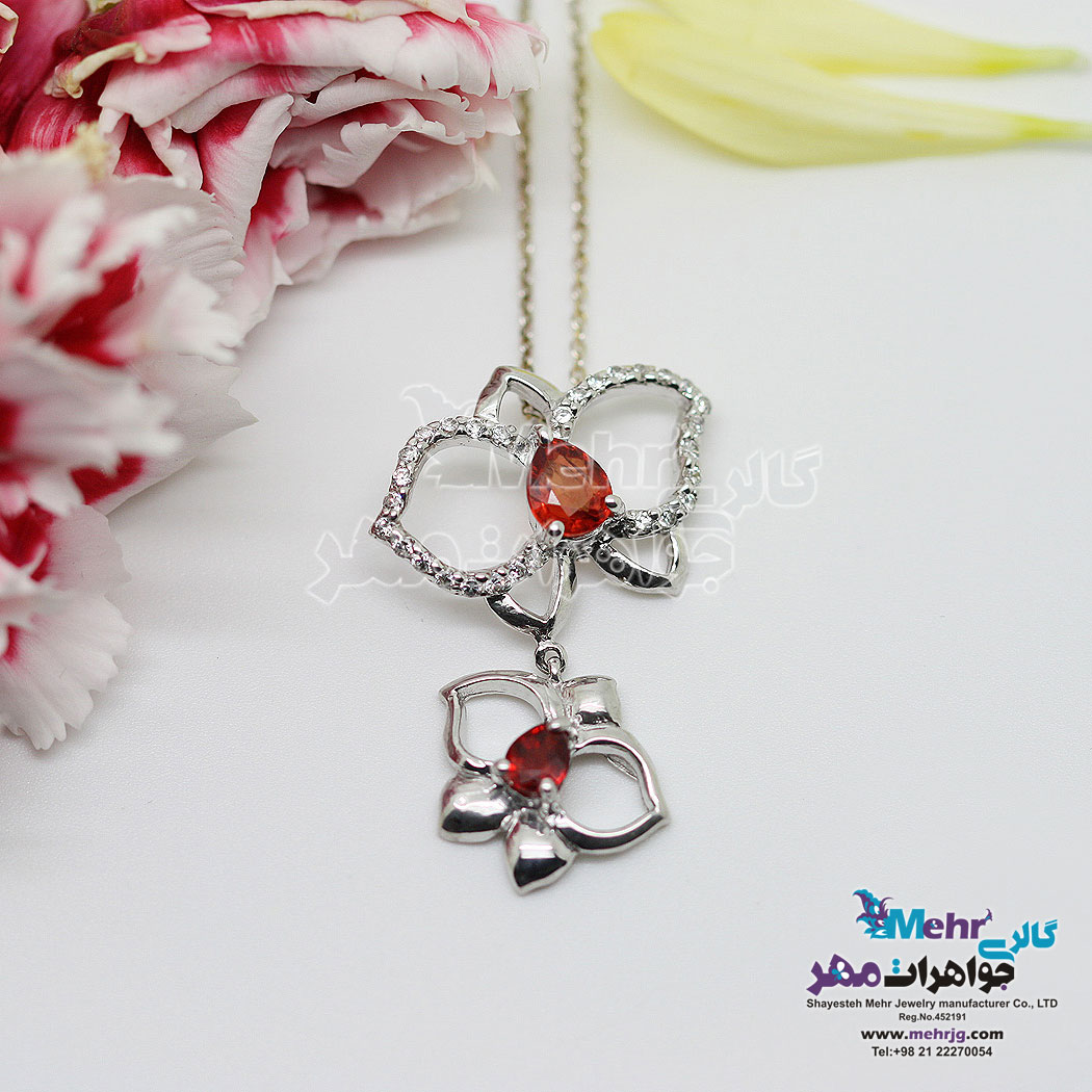 گردنبند طلا - طرح پروانه