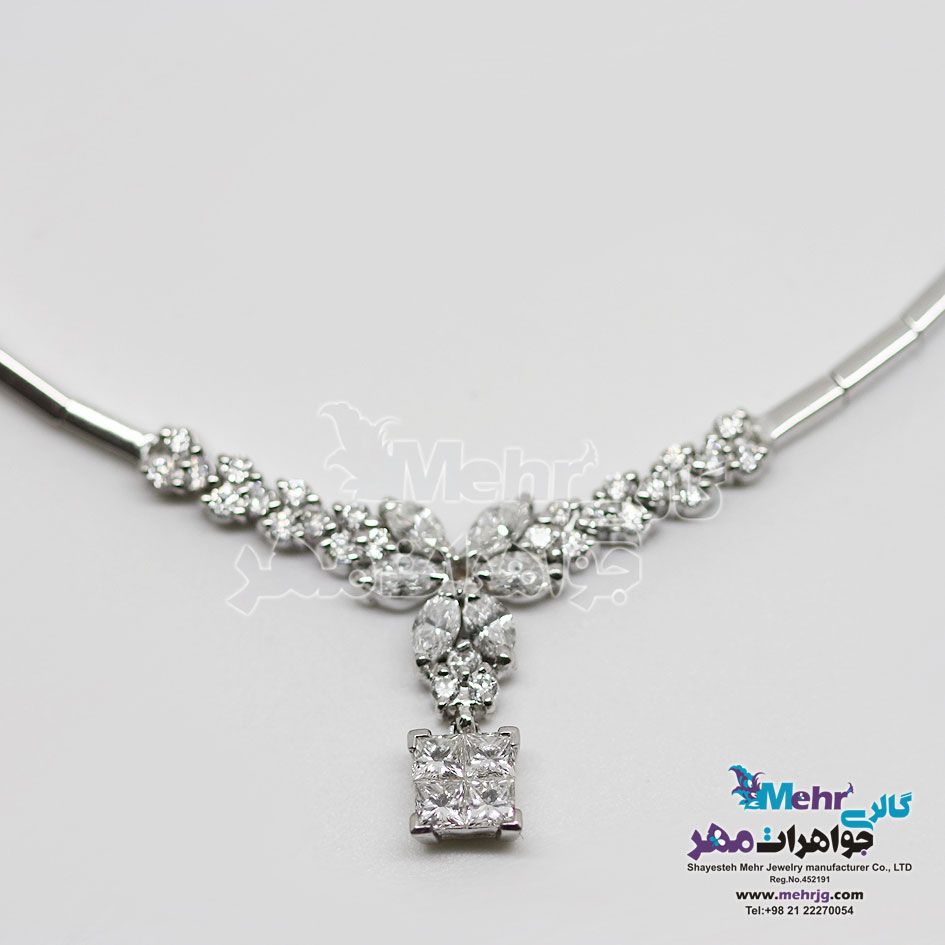 گردنبند طلا - طرح گل مارکیز