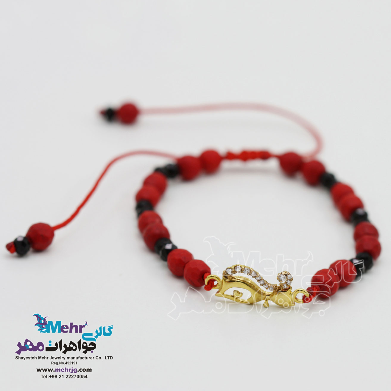 دستبند طلا و مهره - طرح گربه‌ی اشرافی