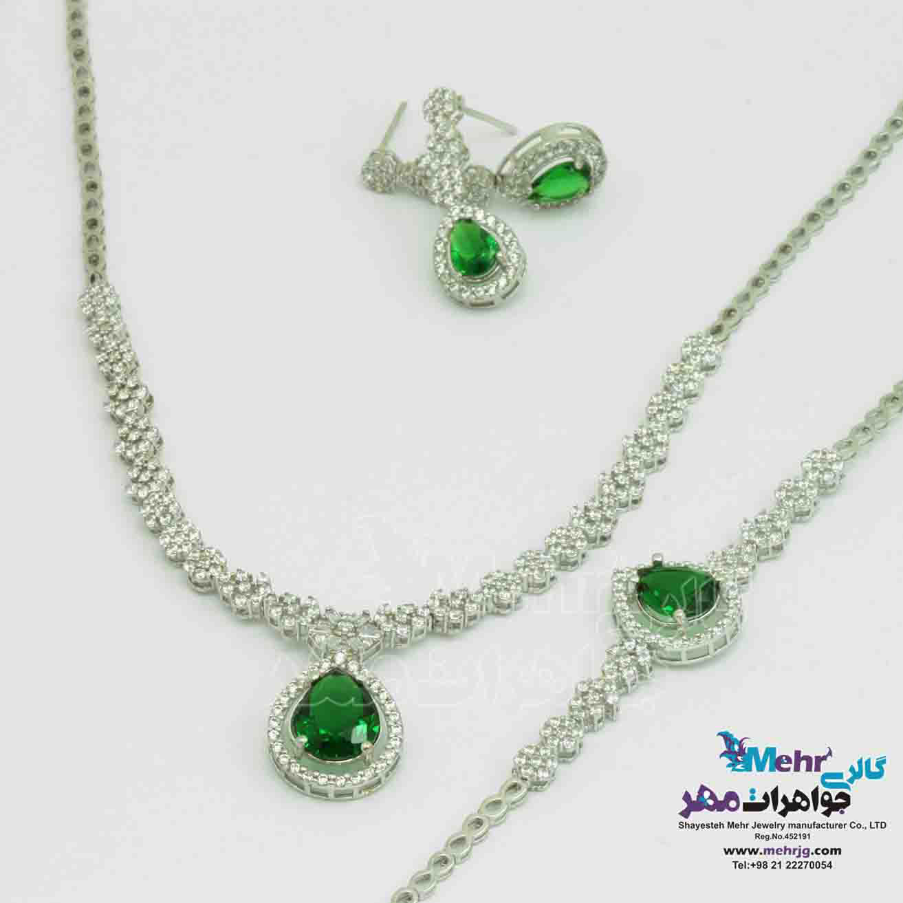 سرویس طلا - گردنبند - دستبند - گوشواره - طرح اشک
