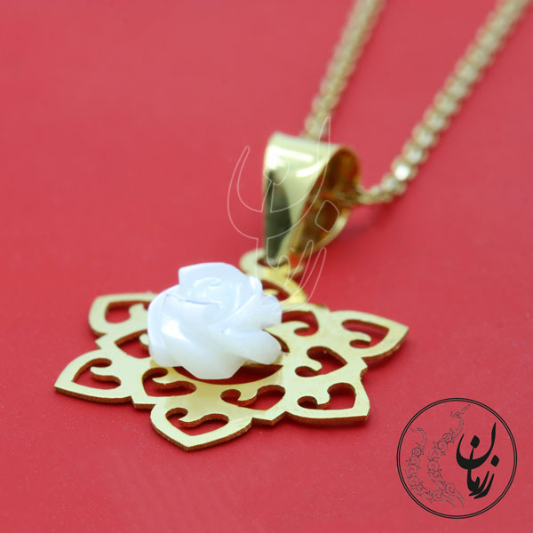 آویز طلا - طرح اسلیمی