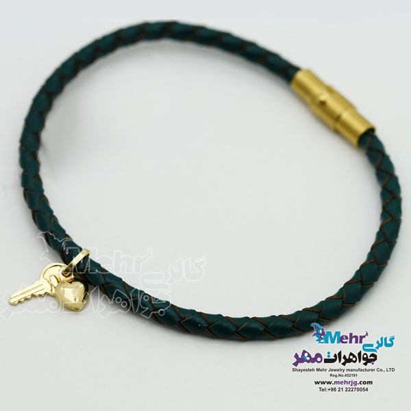 دستبند طلا و چرم - طرح قلب و کلید