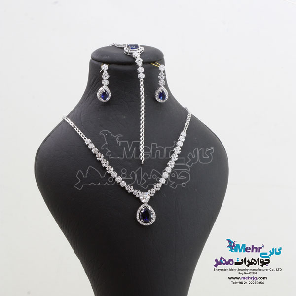 سرویس طلا - گردنبند - دستبند - گوشواره - طرح اشک