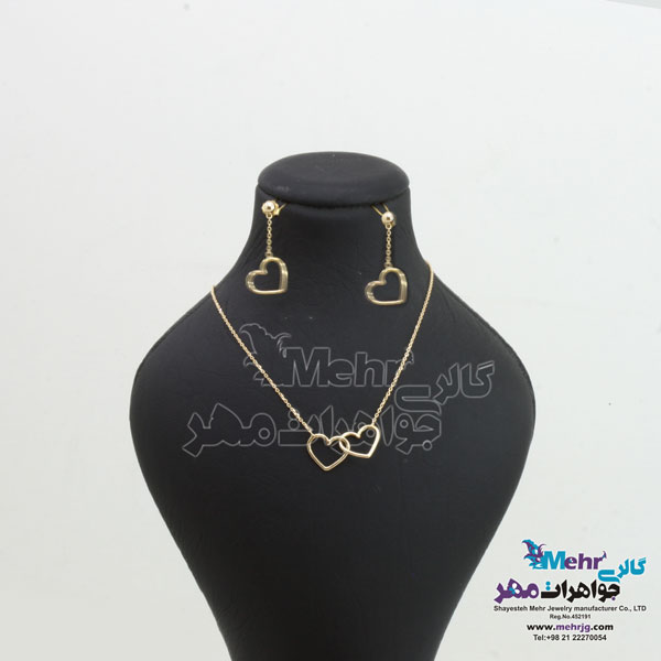 سرویس طلا - گردنبند و گوشواره و دستبند - طرح قلب تو در تو