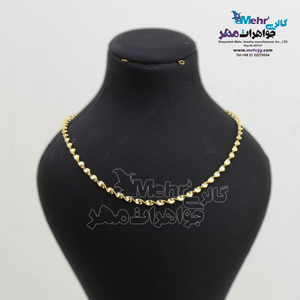 گردنبند طلا - طرح نفرتیتی پیچ