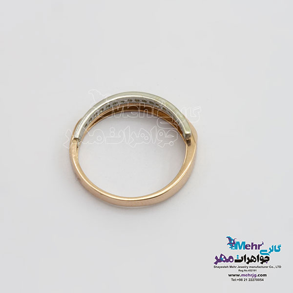 انگشتر طلا - طرح حلقه پشت حلقه