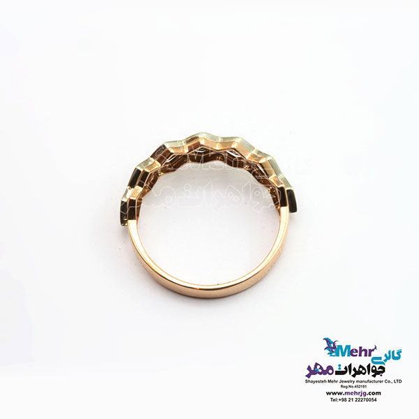 انگشتر طلا - طرح حلقه پشت حلقه