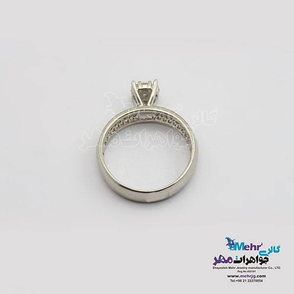 انگشتر طلا - طرح حلقه پشت حلقه