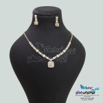 سرویس طلا - گردنبند و گوشواره و دستبند - طرح هندسی